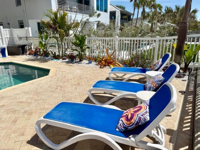 Beachfront Bliss Villas Clearwater Beach Exterior photo